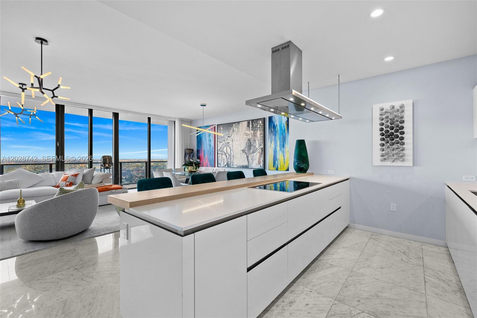 1000 Brickell Plz #PH5304 Miami, FL 33131