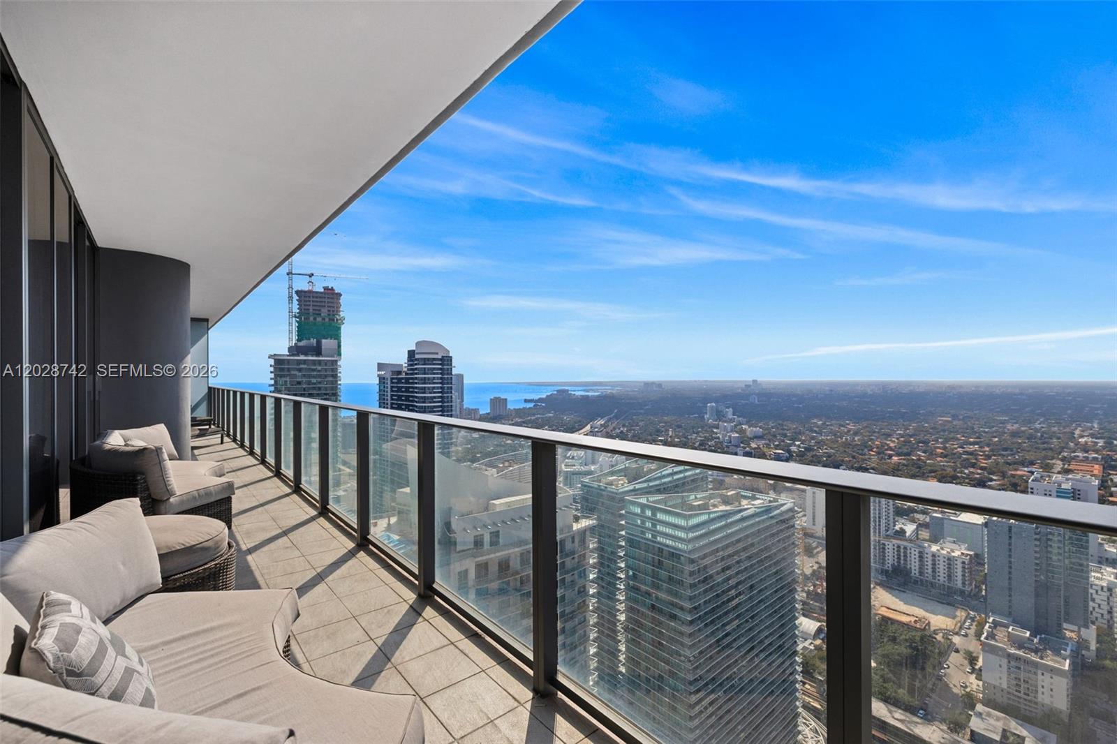 1000 Brickell Plz #PH5304 Miami, FL 33131