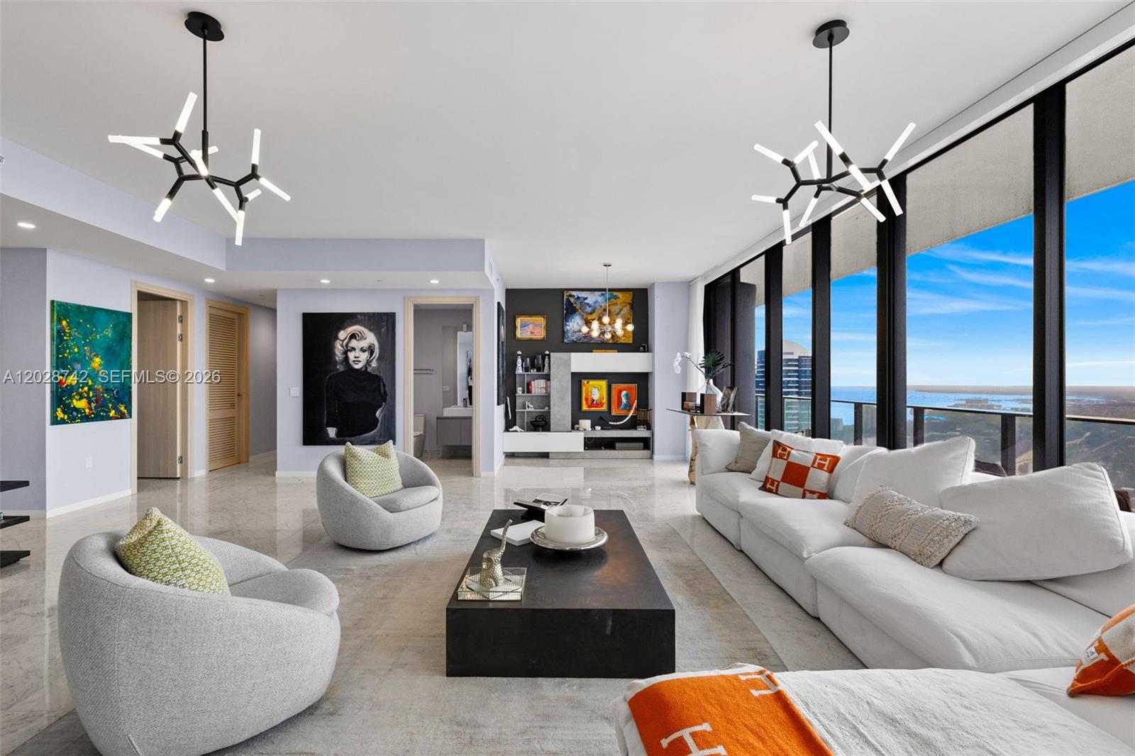 1000 Brickell Plz #PH5304 Miami, FL 33131