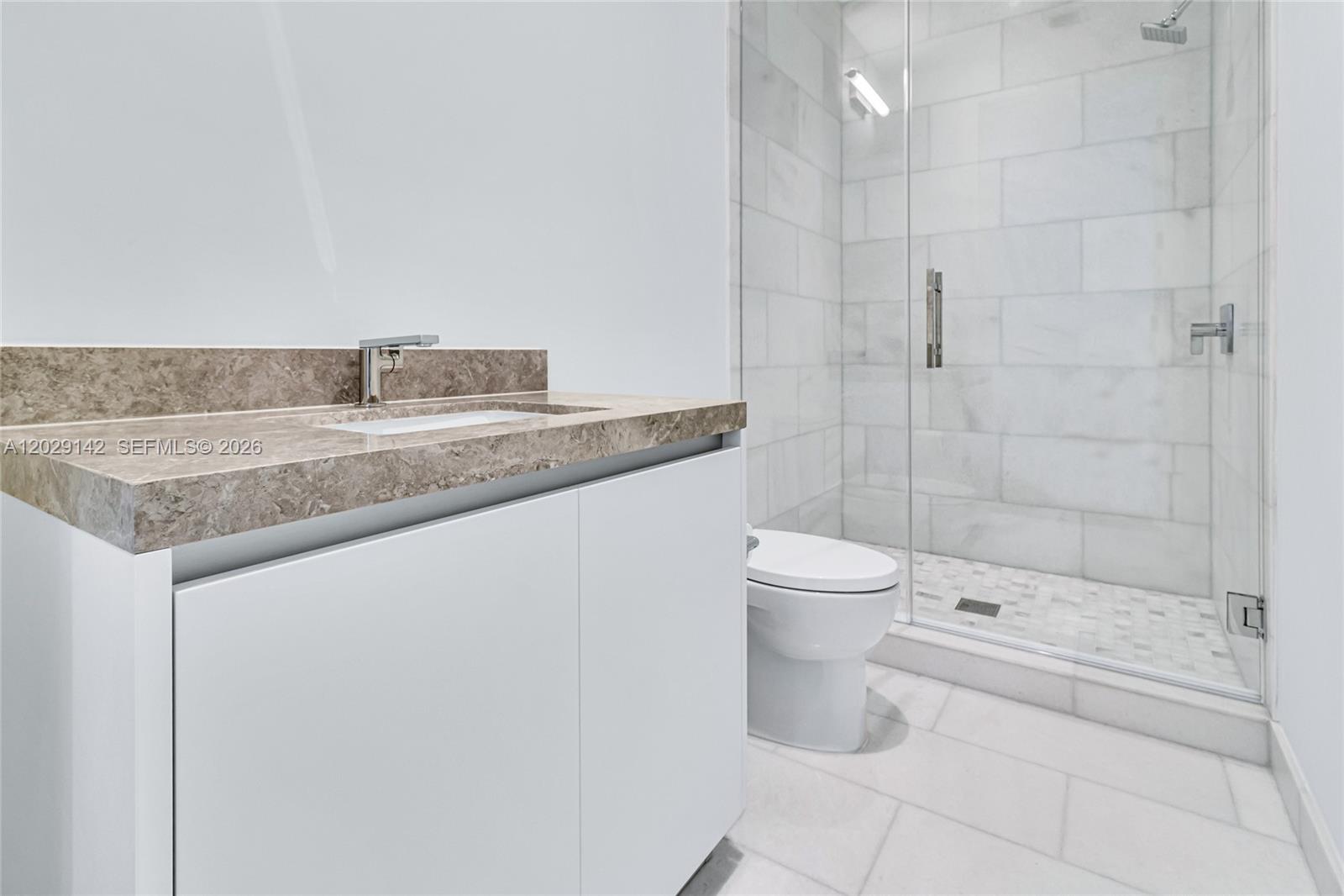 175 SE 25th #1103 Miami, FL 33129