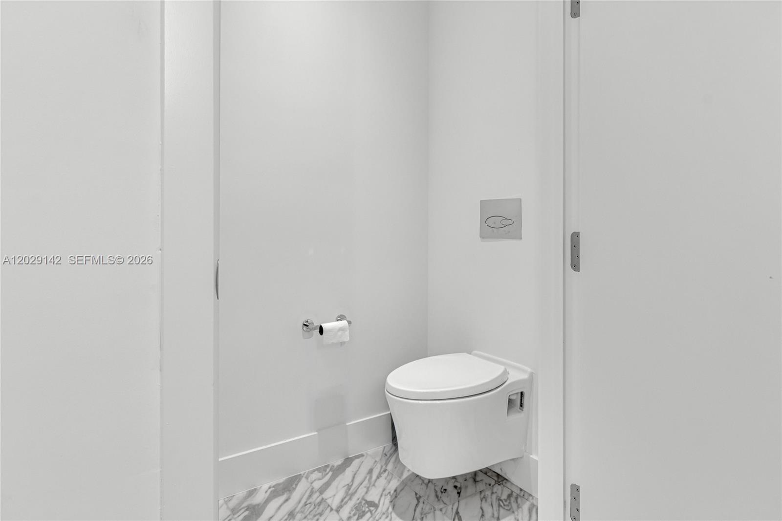 175 SE 25th #1103 Miami, FL 33129