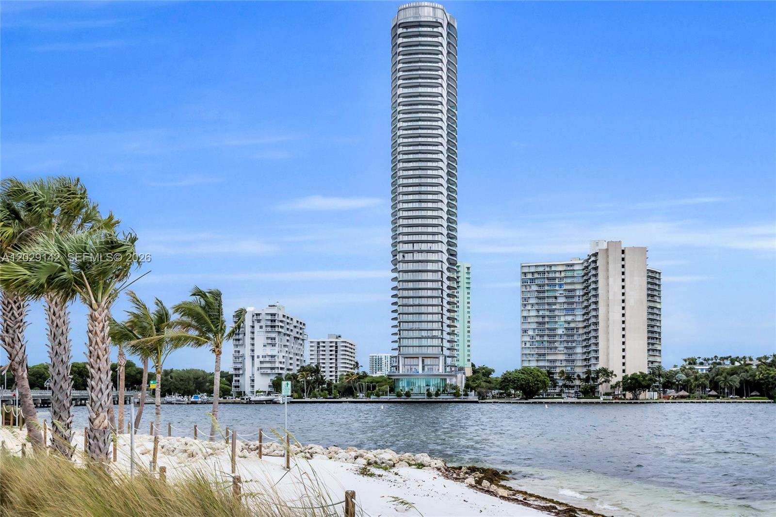 175 SE 25th #1103 Miami, FL 33129