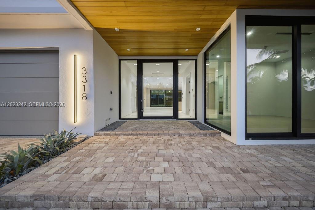 3318 NE 16th Pl Fort Lauderdale, FL 33305