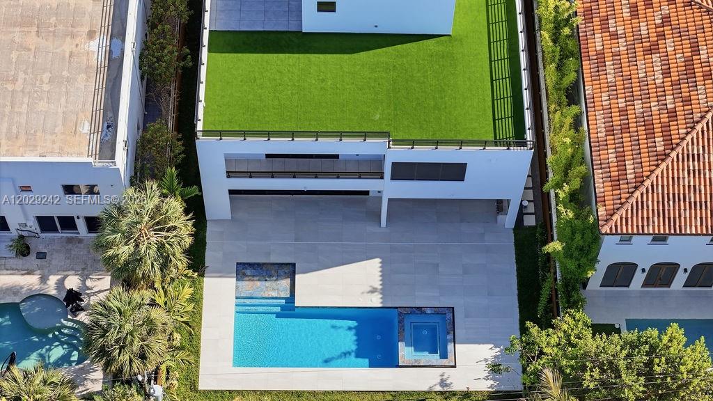 3318 NE 16th Pl Fort Lauderdale, FL 33305