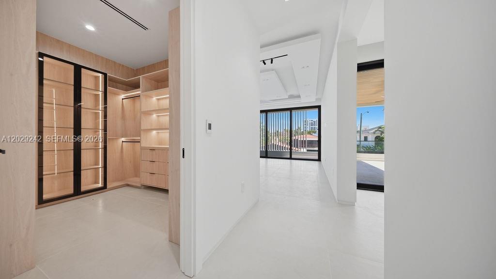 3318 NE 16th Pl Fort Lauderdale, FL 33305