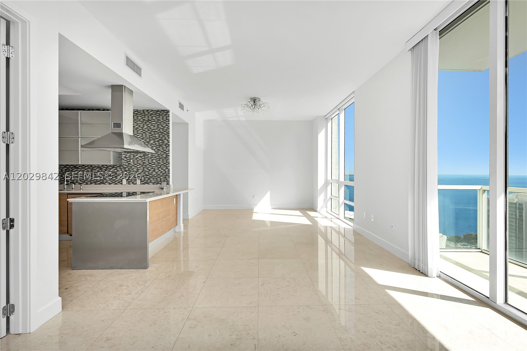 image Emerald at Brickell25