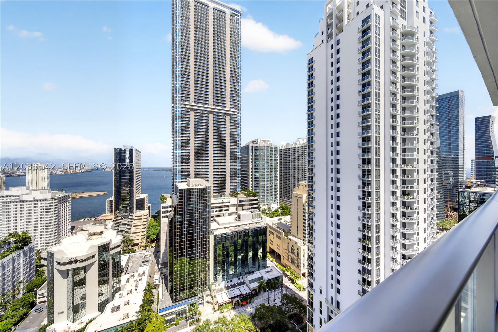 1010 Brickell Ave #2905 Miami, FL 33131