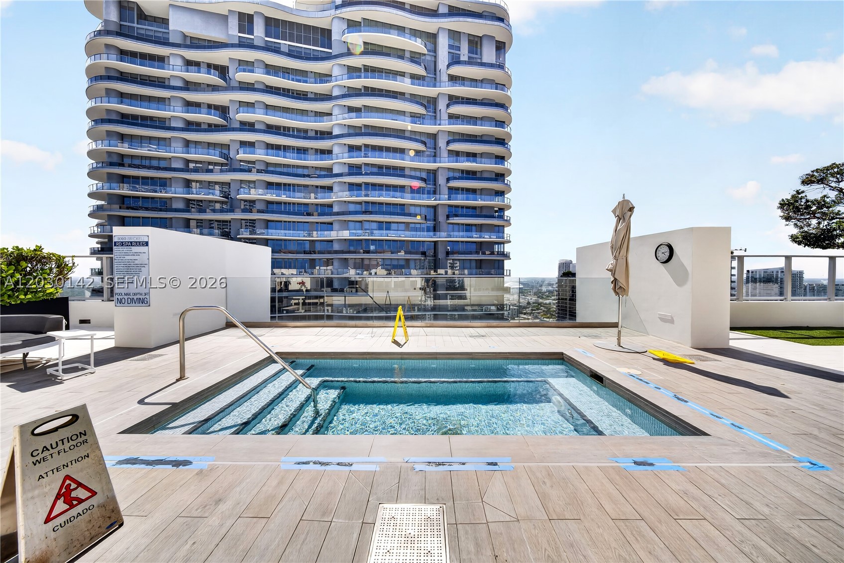 1010 Brickell Ave #2905 Miami, FL 33131