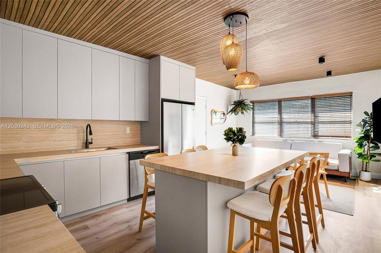 1275 Marseille Dr #42