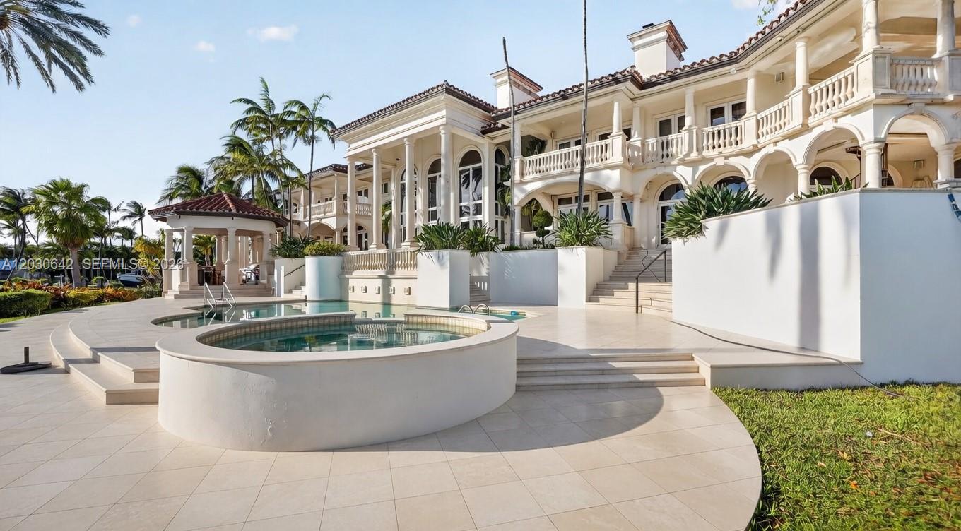 260 Cape Florida Dr Key Biscayne, FL 33149