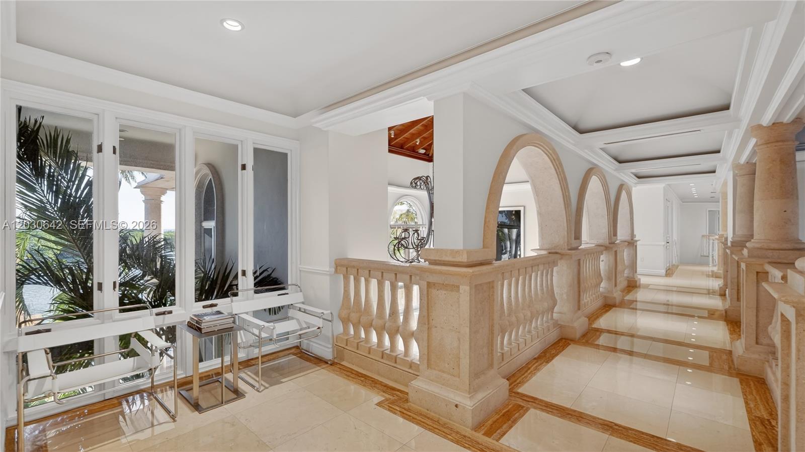 260 Cape Florida Dr Key Biscayne, FL 33149