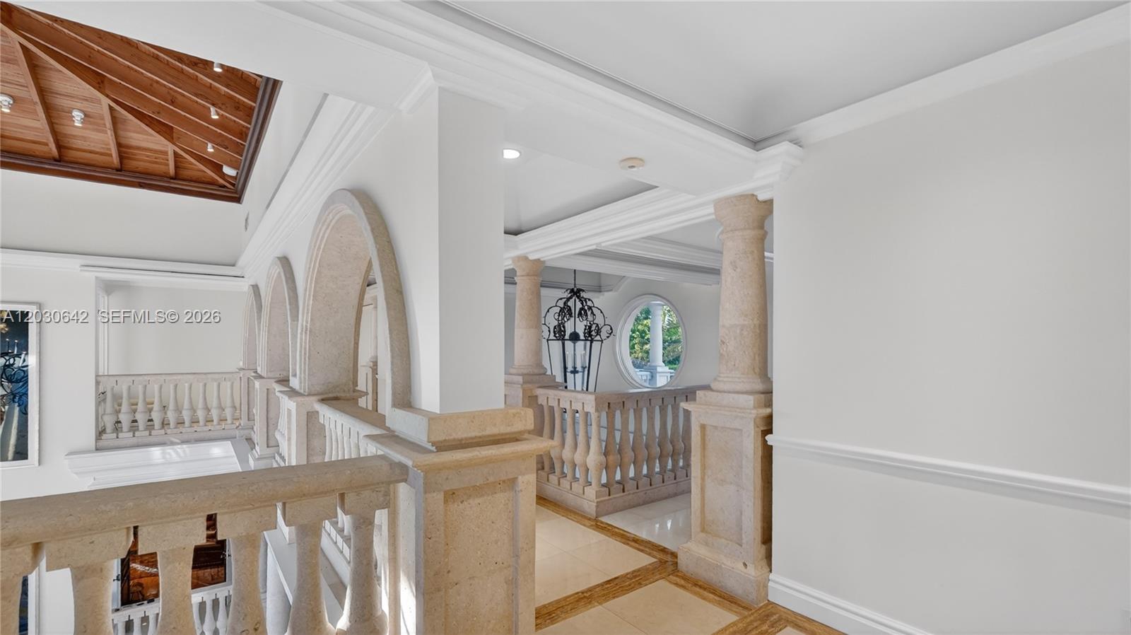 260 Cape Florida Dr Key Biscayne, FL 33149