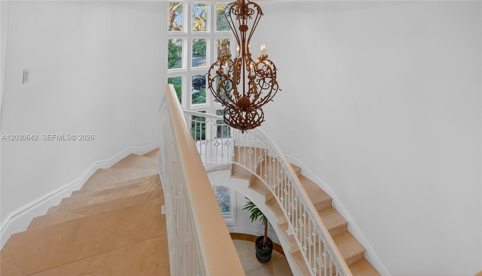 260 Cape Florida Dr Key Biscayne, FL 33149
