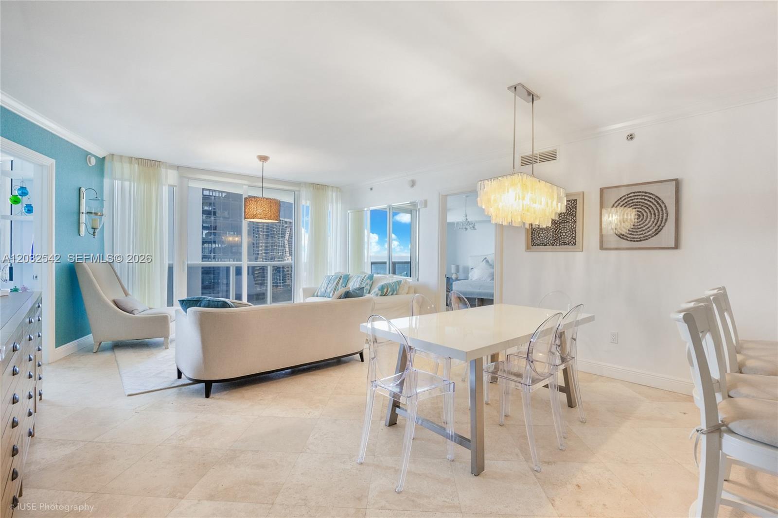 17201 Collins Ave# Den #1203 Sunny Isles Beach, FL 33160