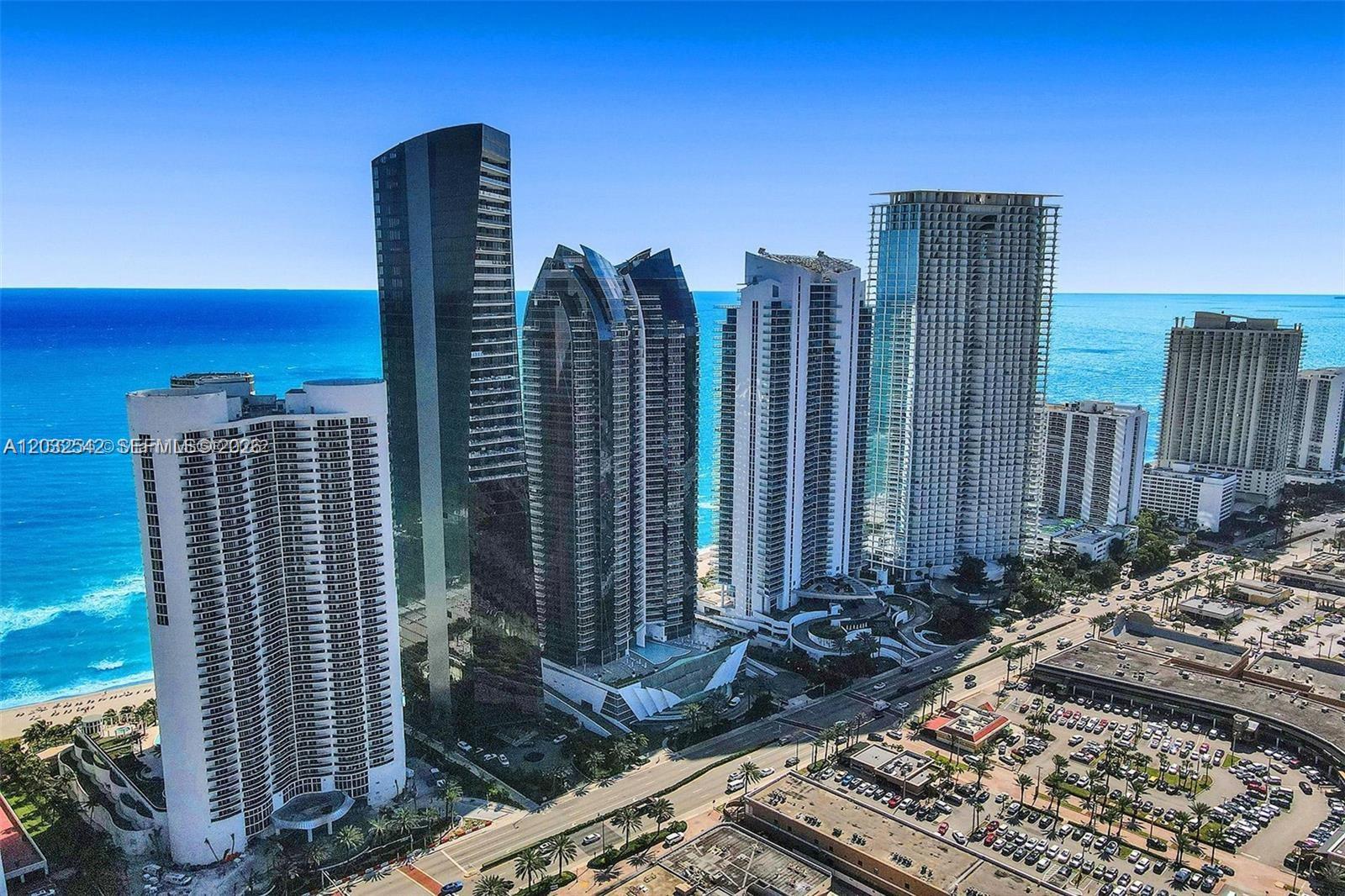 17201 Collins Ave# Den #1203 Sunny Isles Beach, FL 33160