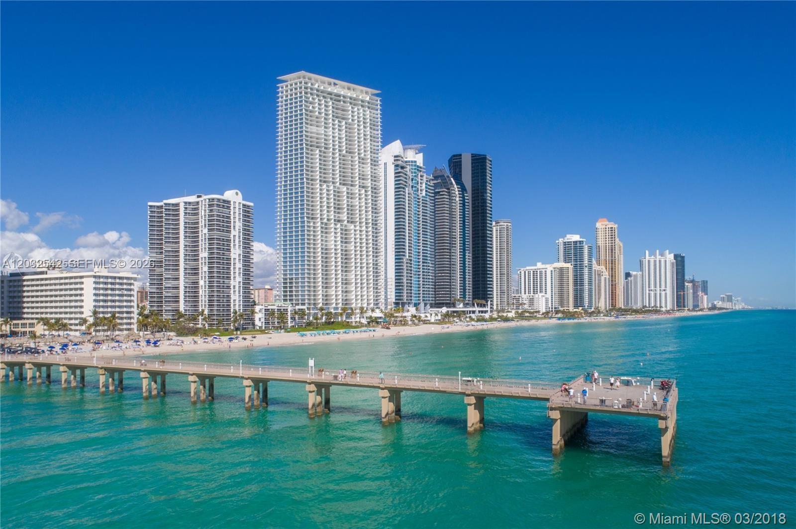 17201 Collins Ave# Den #1203 Sunny Isles Beach, FL 33160