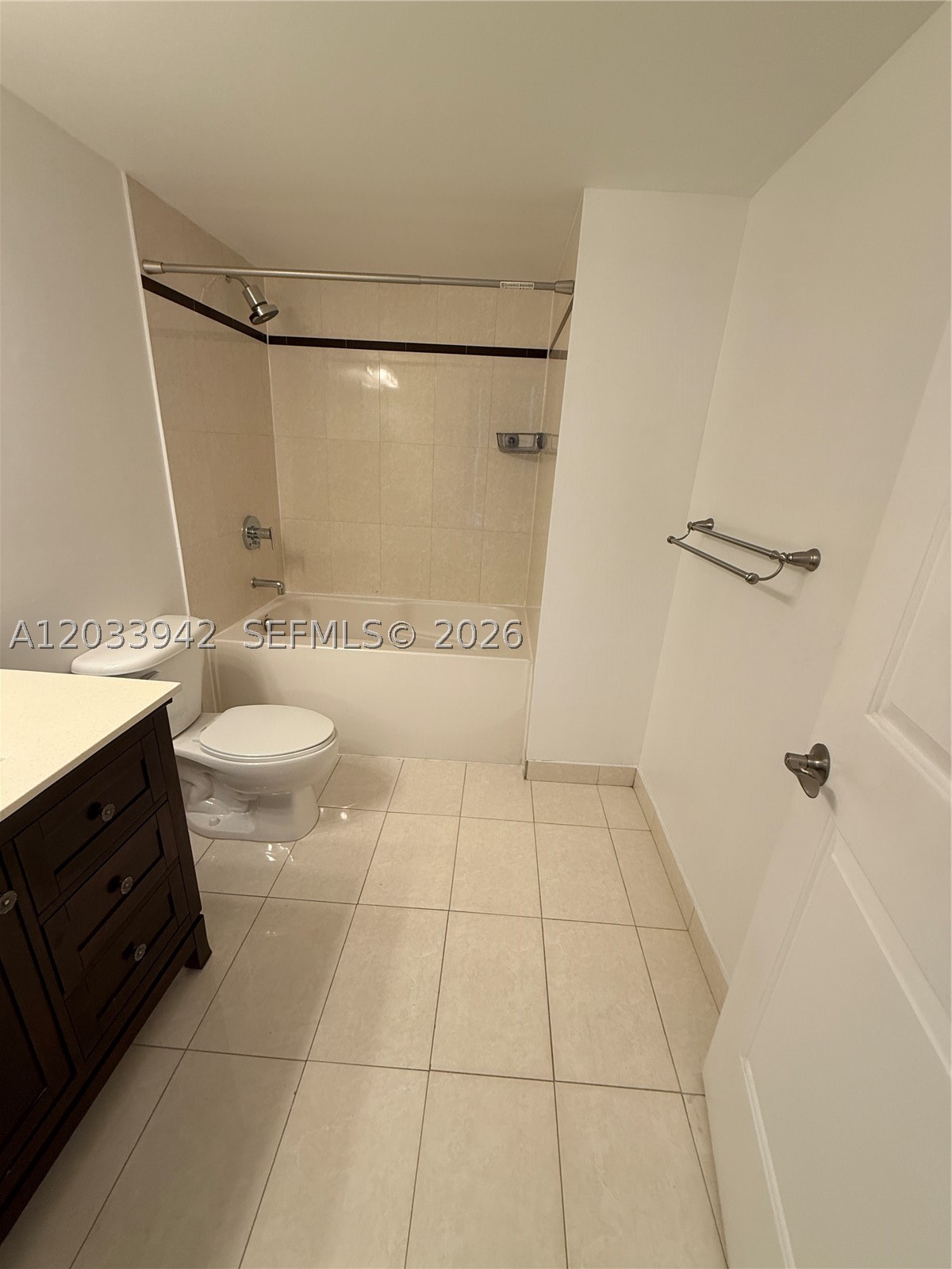 image Platinum Condominium12