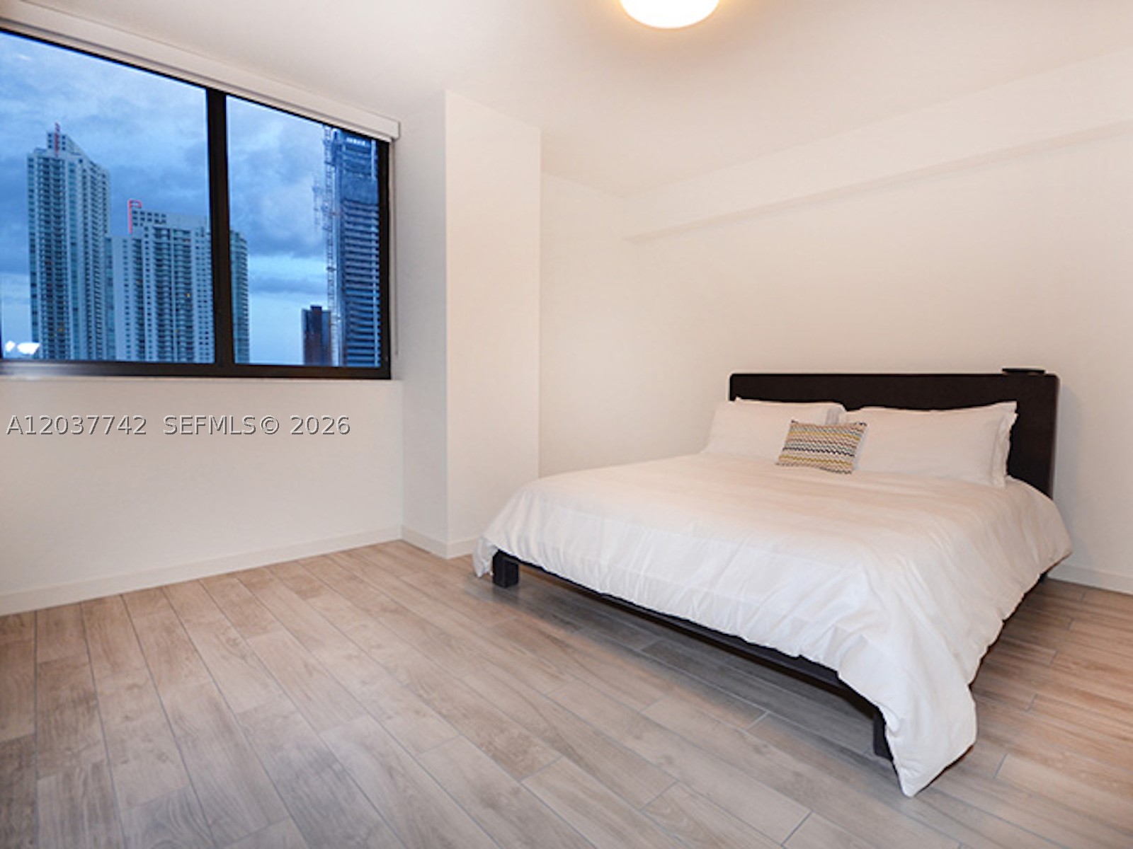 image Nine at Mary Brickell Village13