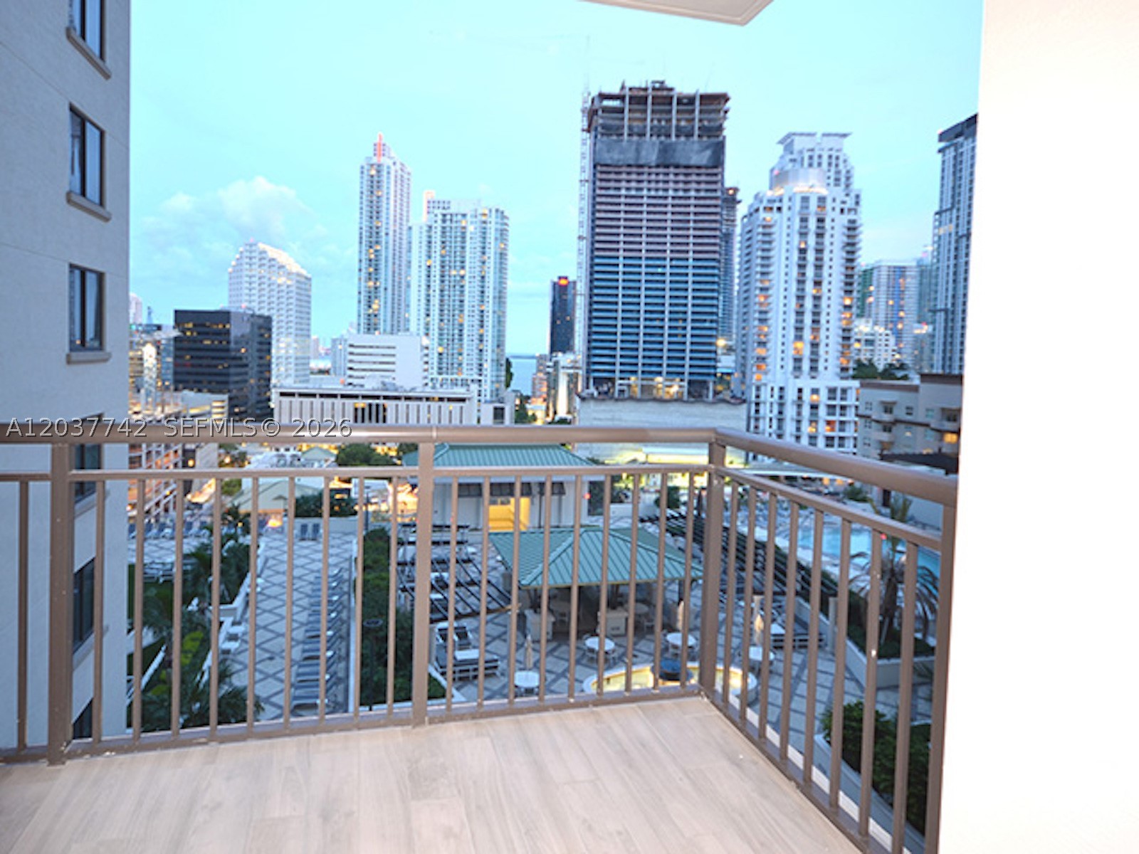 image Nine at Mary Brickell Village22