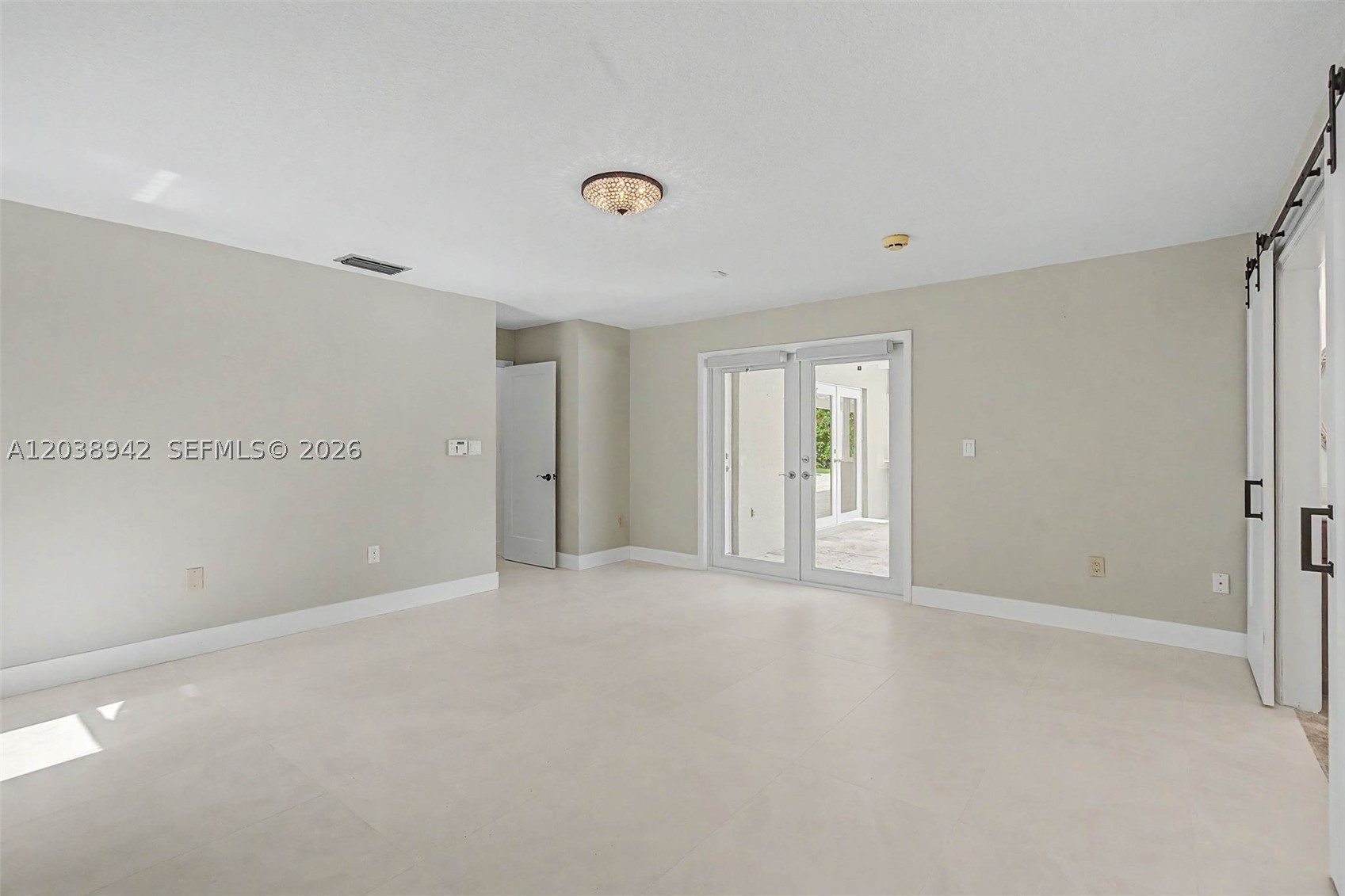 8021 SW 162nd St Palmetto Bay, FL 33157