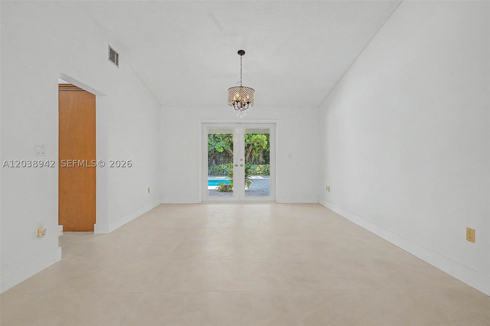 8021 SW 162nd St Palmetto Bay, FL 33157