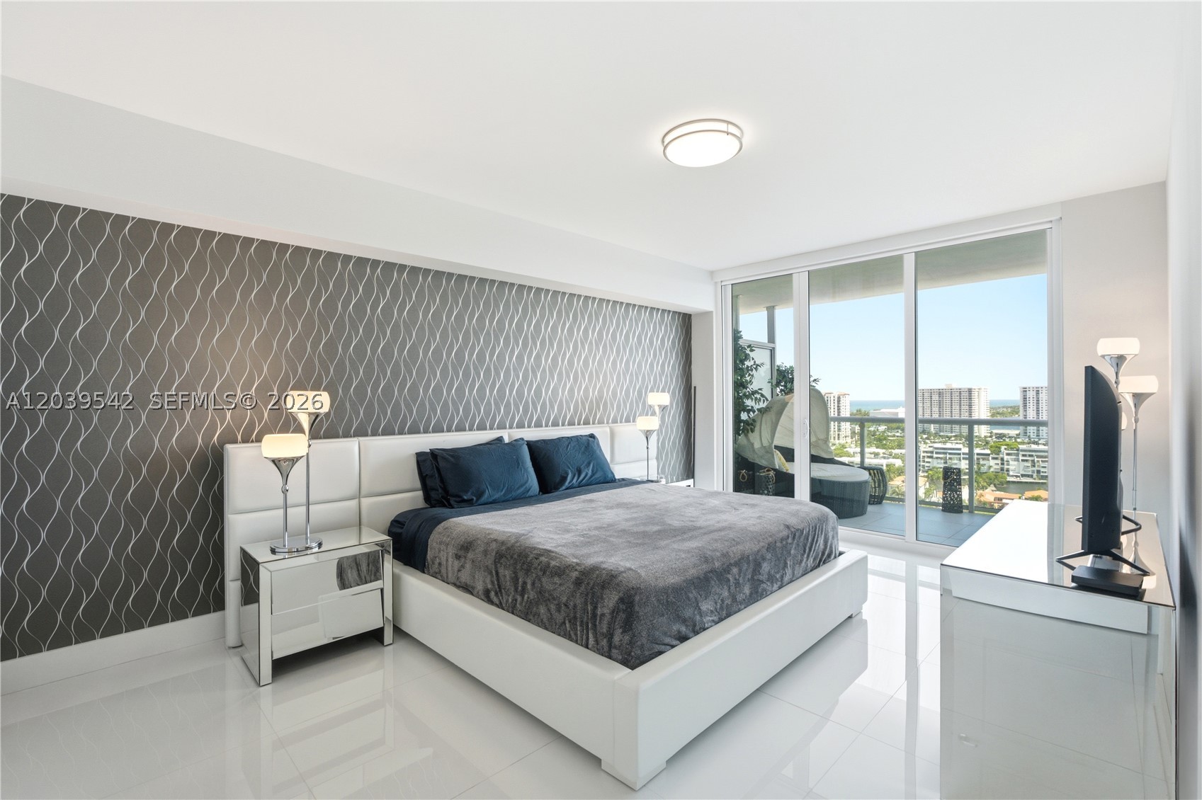400 Sunny Isles Blvd #1817 Sunny Isles Beach, FL 33160