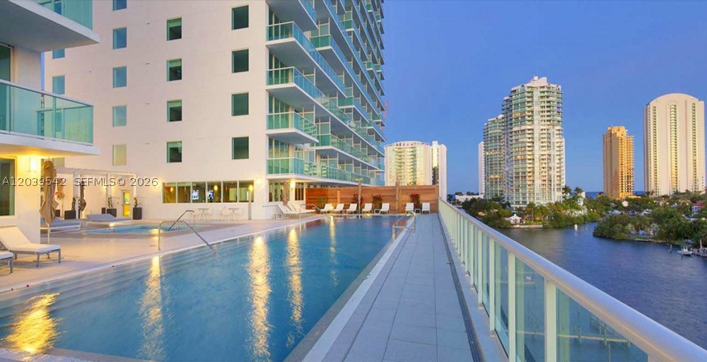 400 Sunny Isles Blvd #1817 Sunny Isles Beach, FL 33160