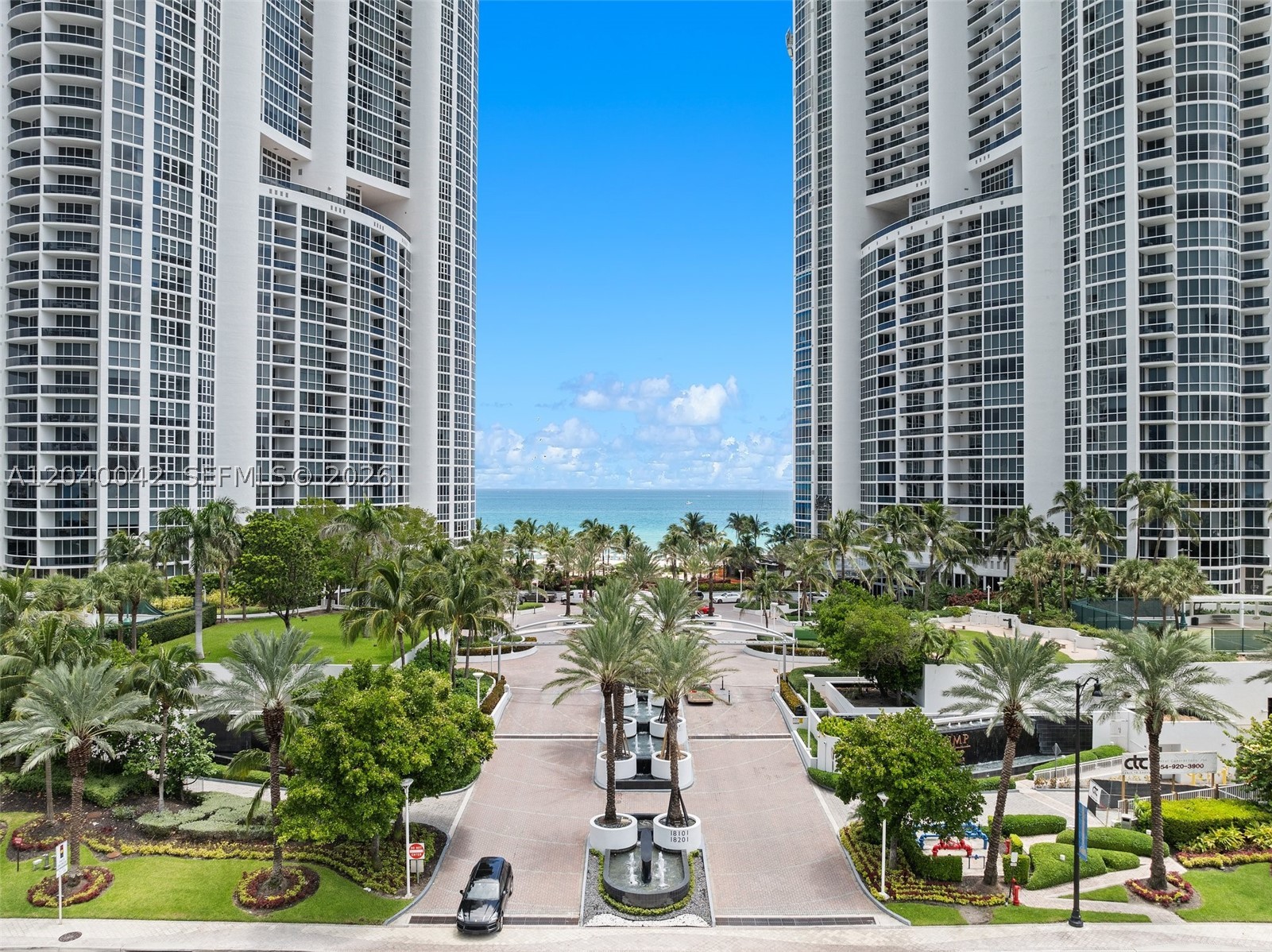 image Trump Royale31