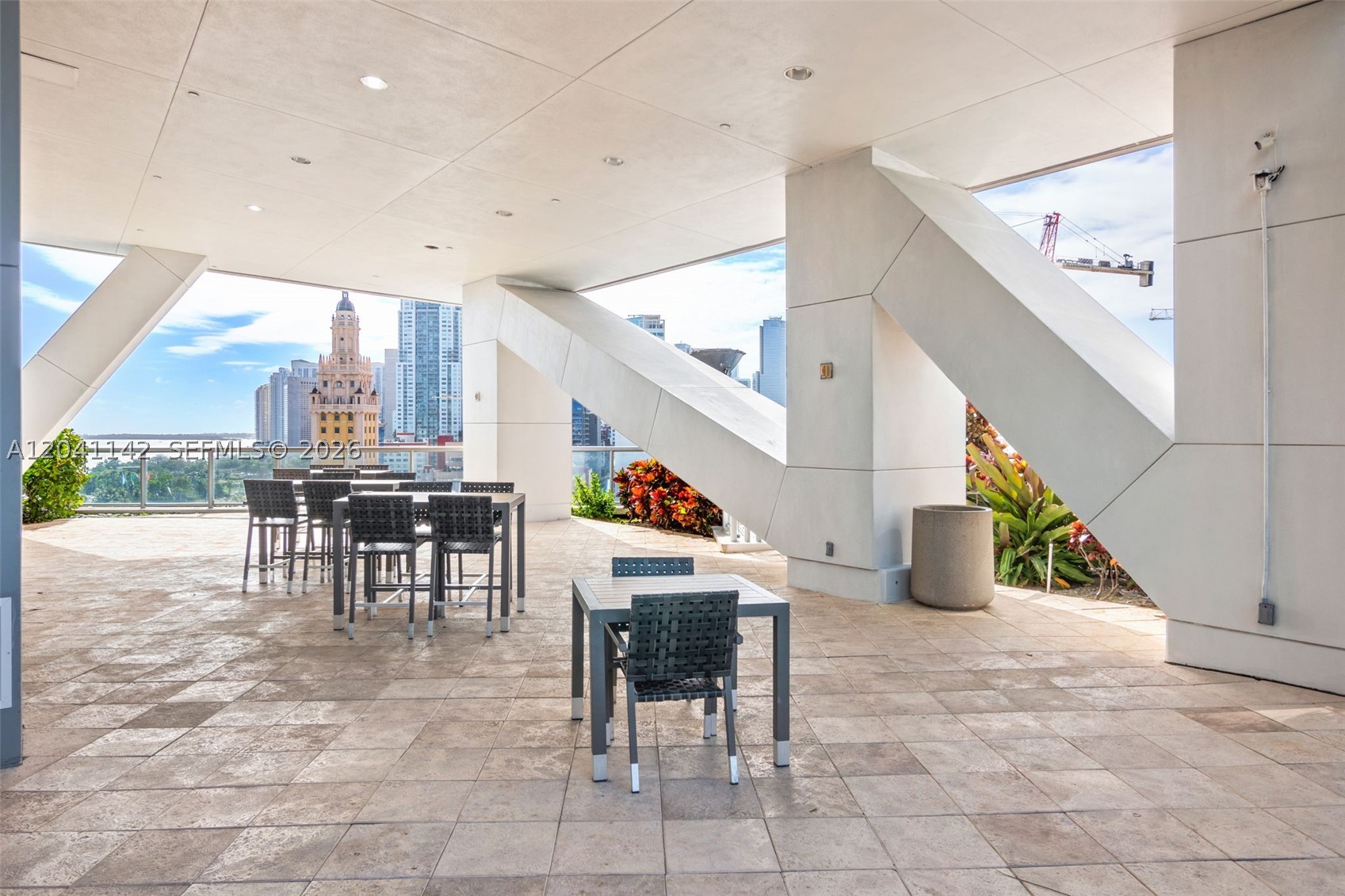 888 Biscayne Blvd #5404 Miami, FL 33132