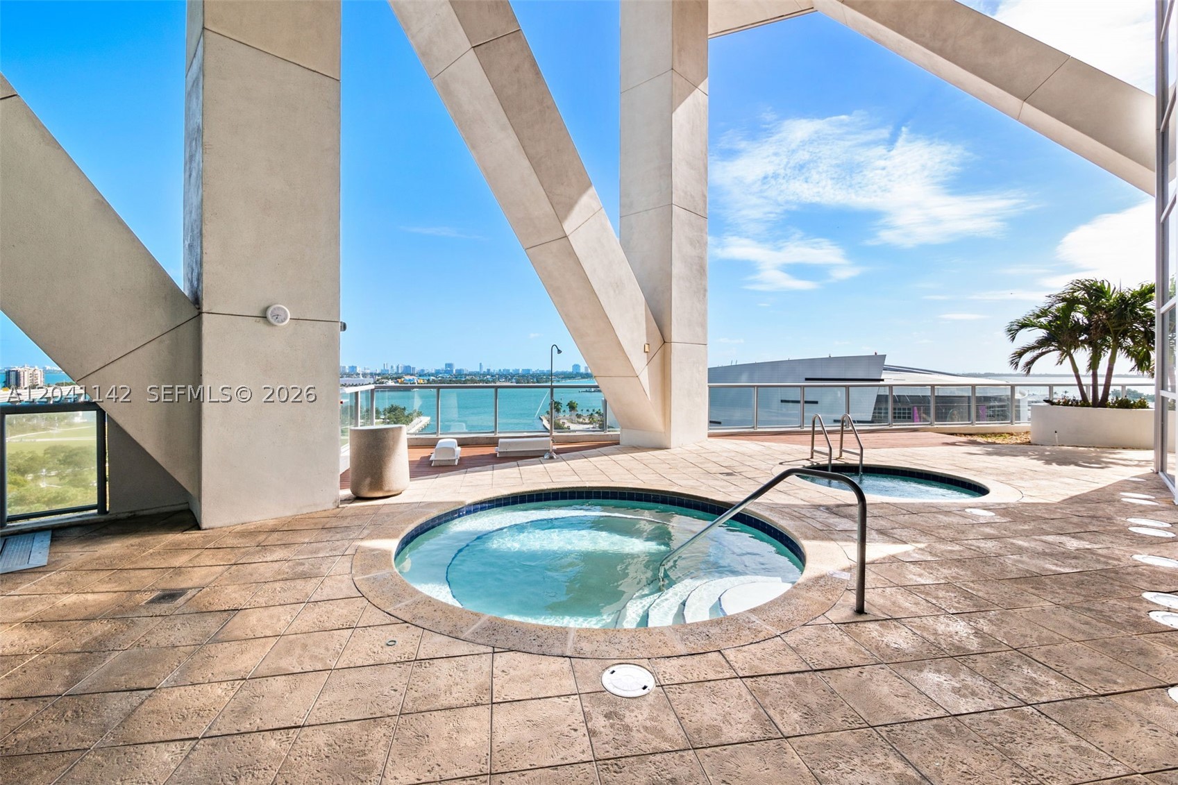888 Biscayne Blvd #5404 Miami, FL 33132