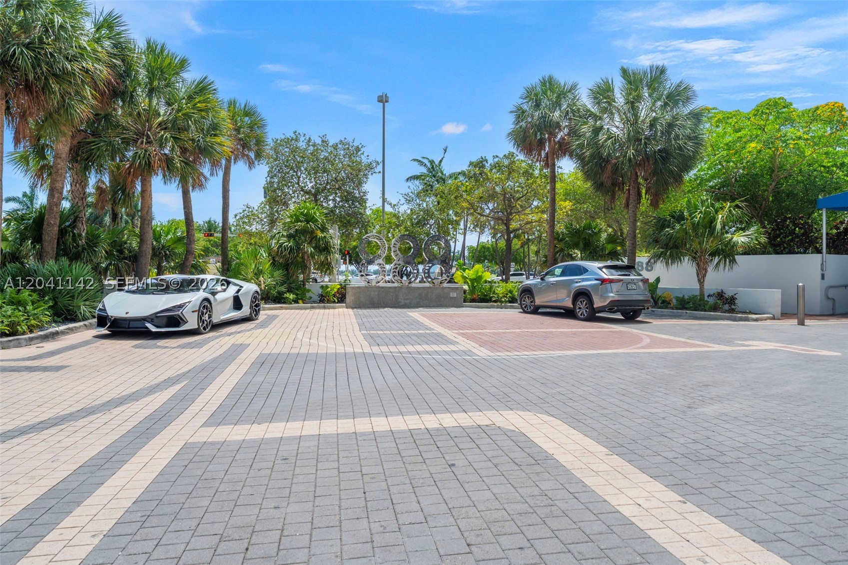 888 Biscayne Blvd #5404 Miami, FL 33132