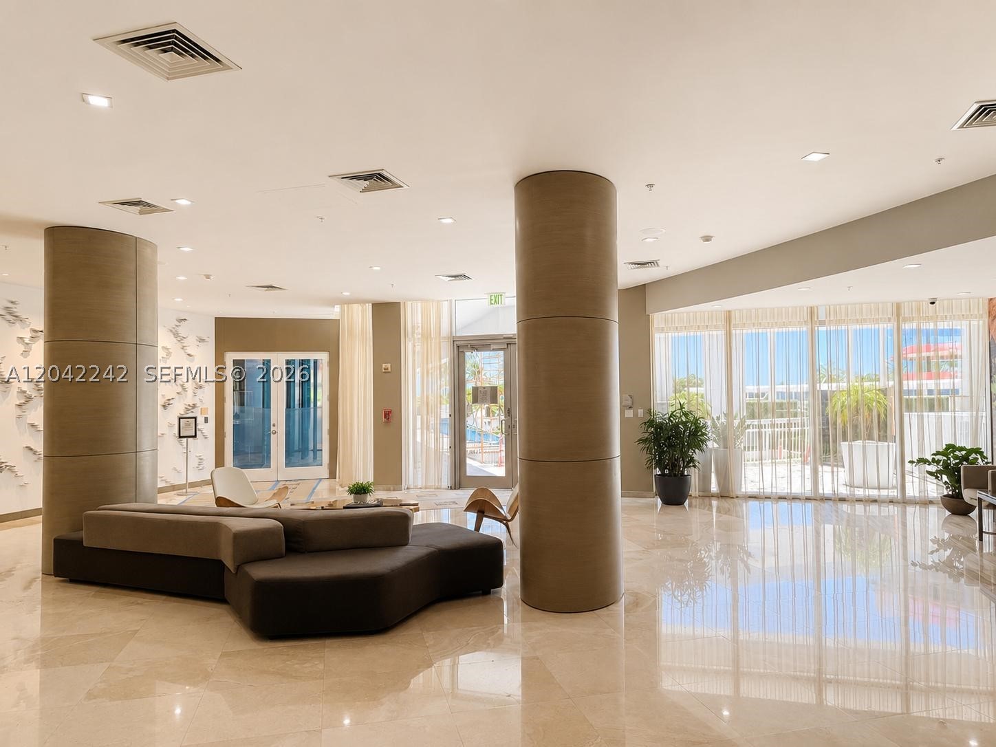 10275 Collins Ave #431 Bal Harbour, FL 33154