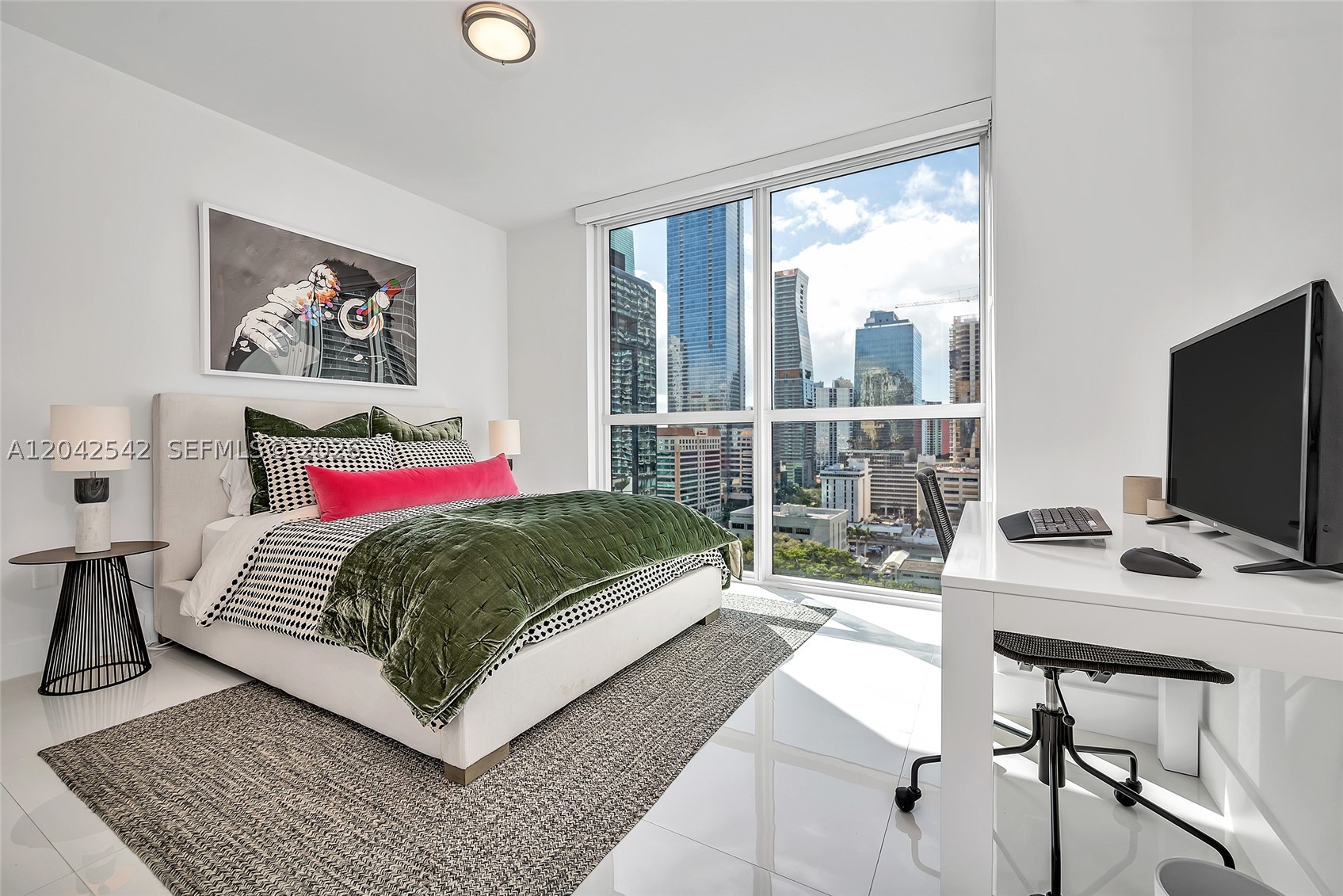image The Bond on Brickell12