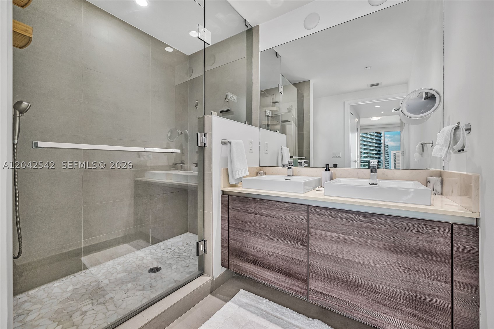 image The Bond on Brickell18