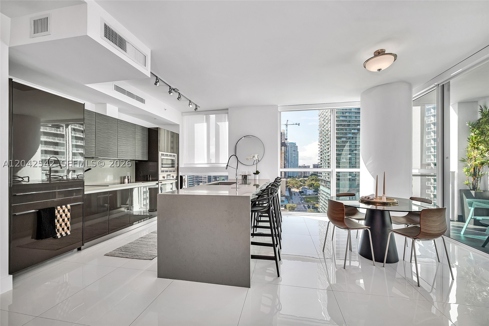 image The Bond on Brickell8