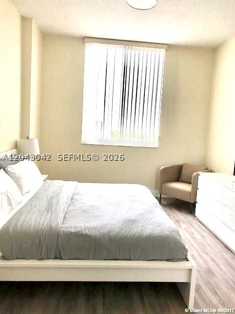 image The Venture at Aventura9
