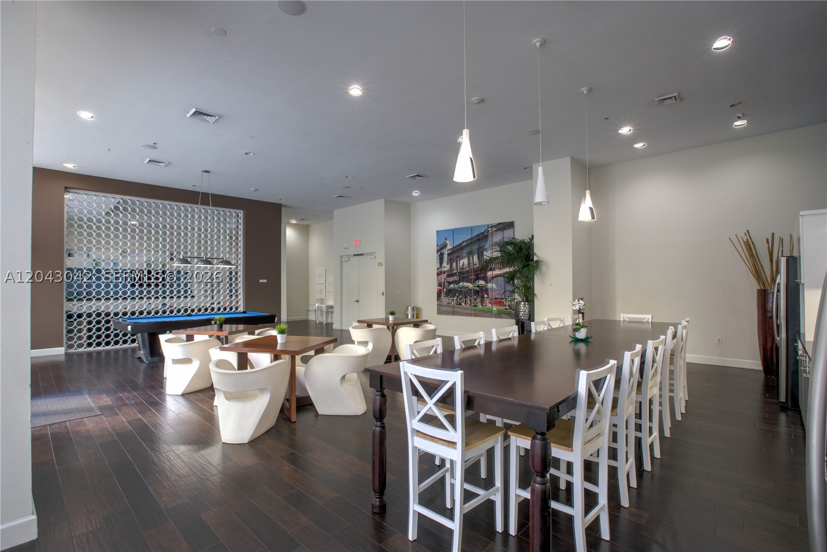 image The Venture at Aventura15