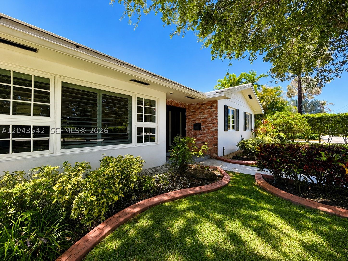 8481 SW 144th St Palmetto Bay, FL 33158
