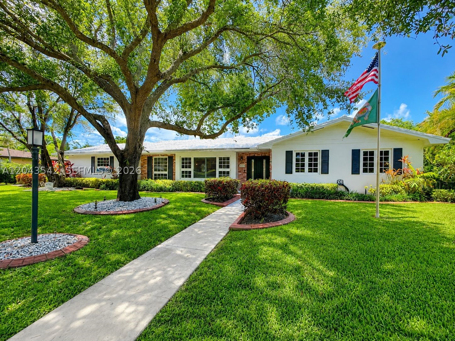 8481 SW 144th St Palmetto Bay, FL 33158