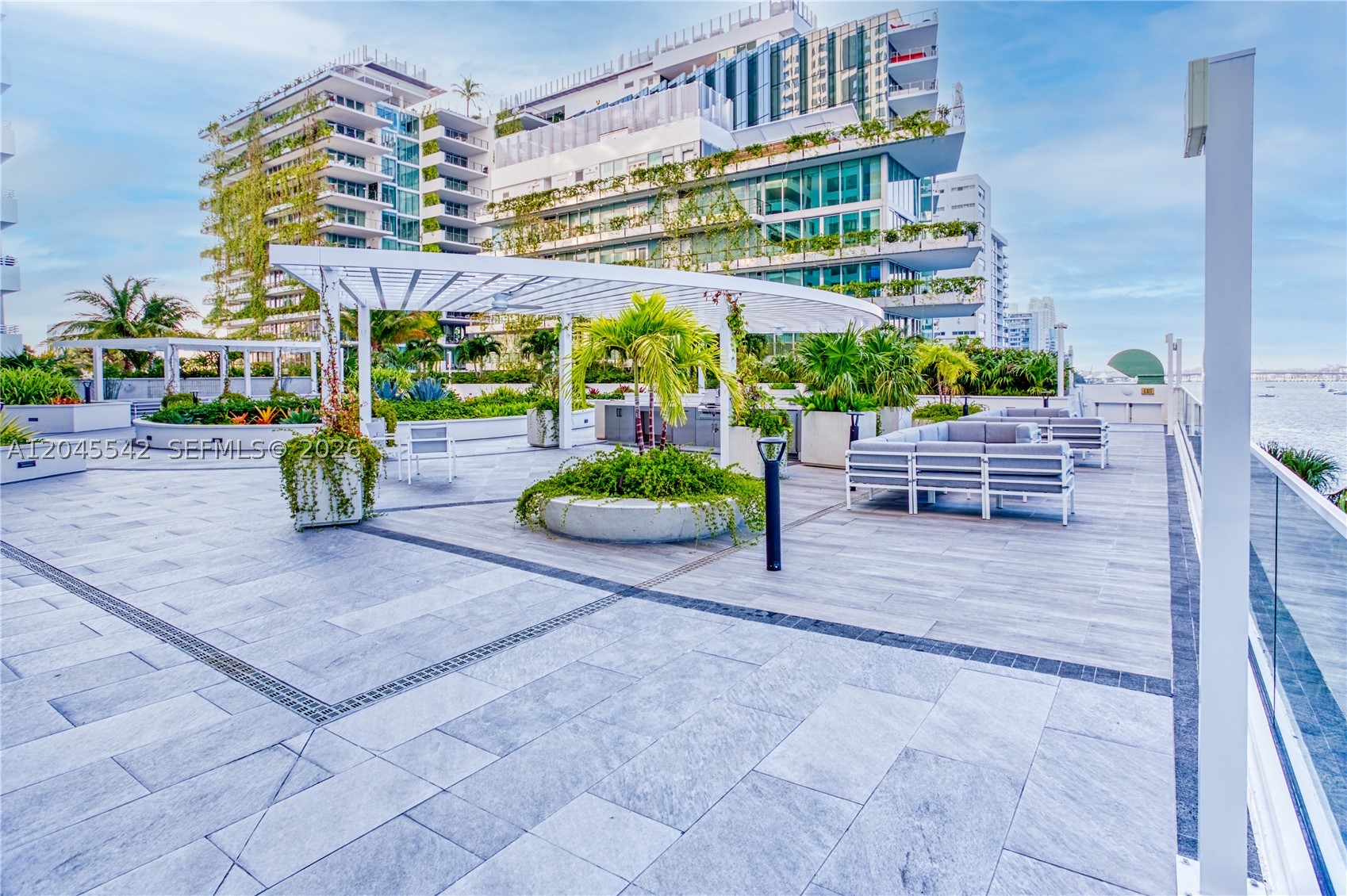 image The Waverly at South Beach18