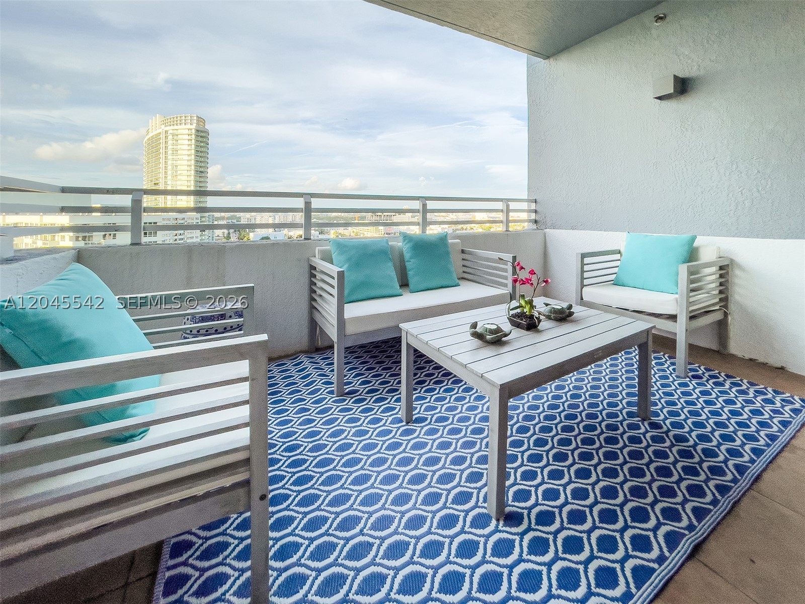 image The Waverly at South Beach6