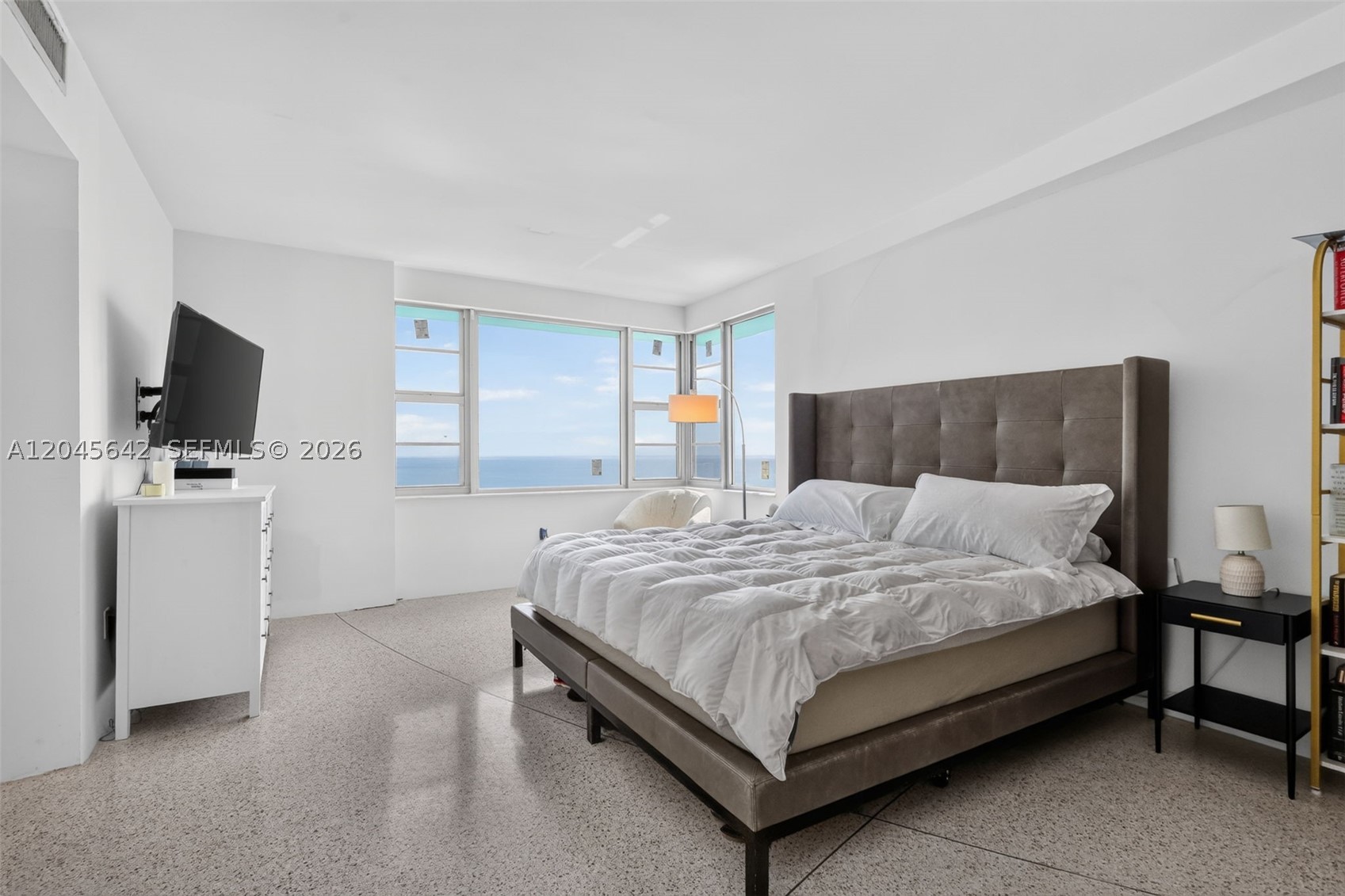 5255 Collins Ave #12E Miami Beach, FL 33140