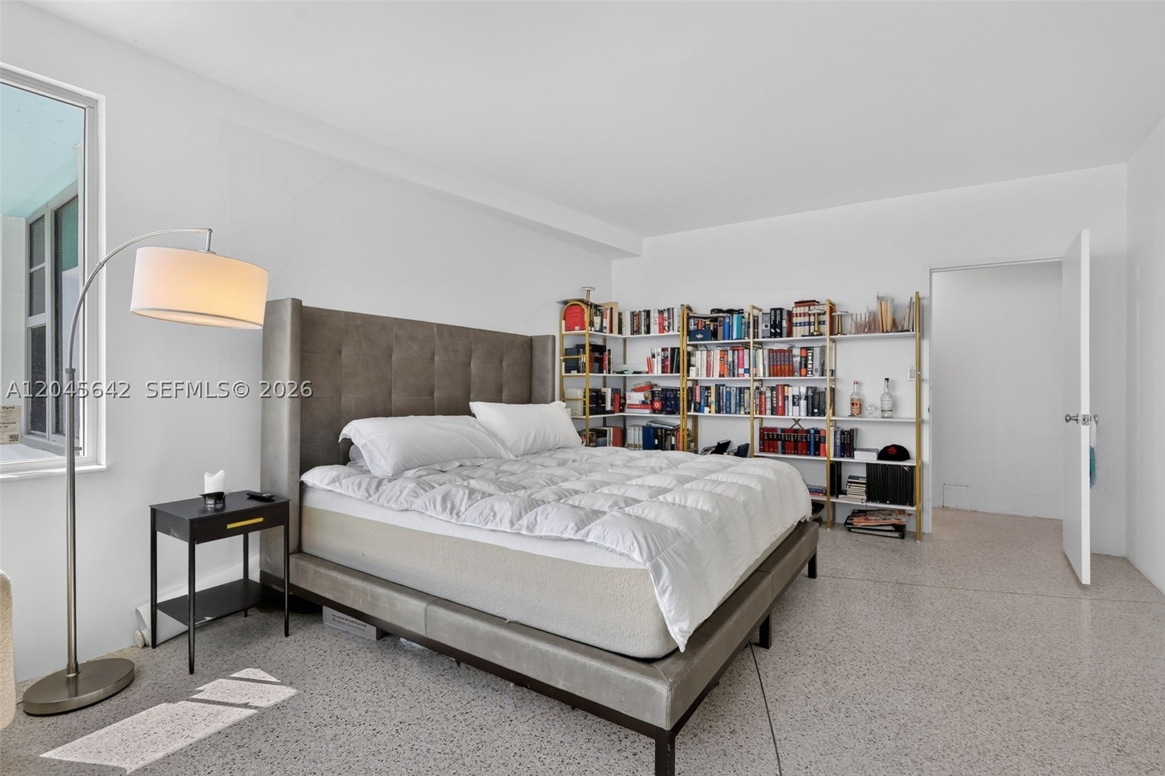 5255 Collins Ave #12E Miami Beach, FL 33140