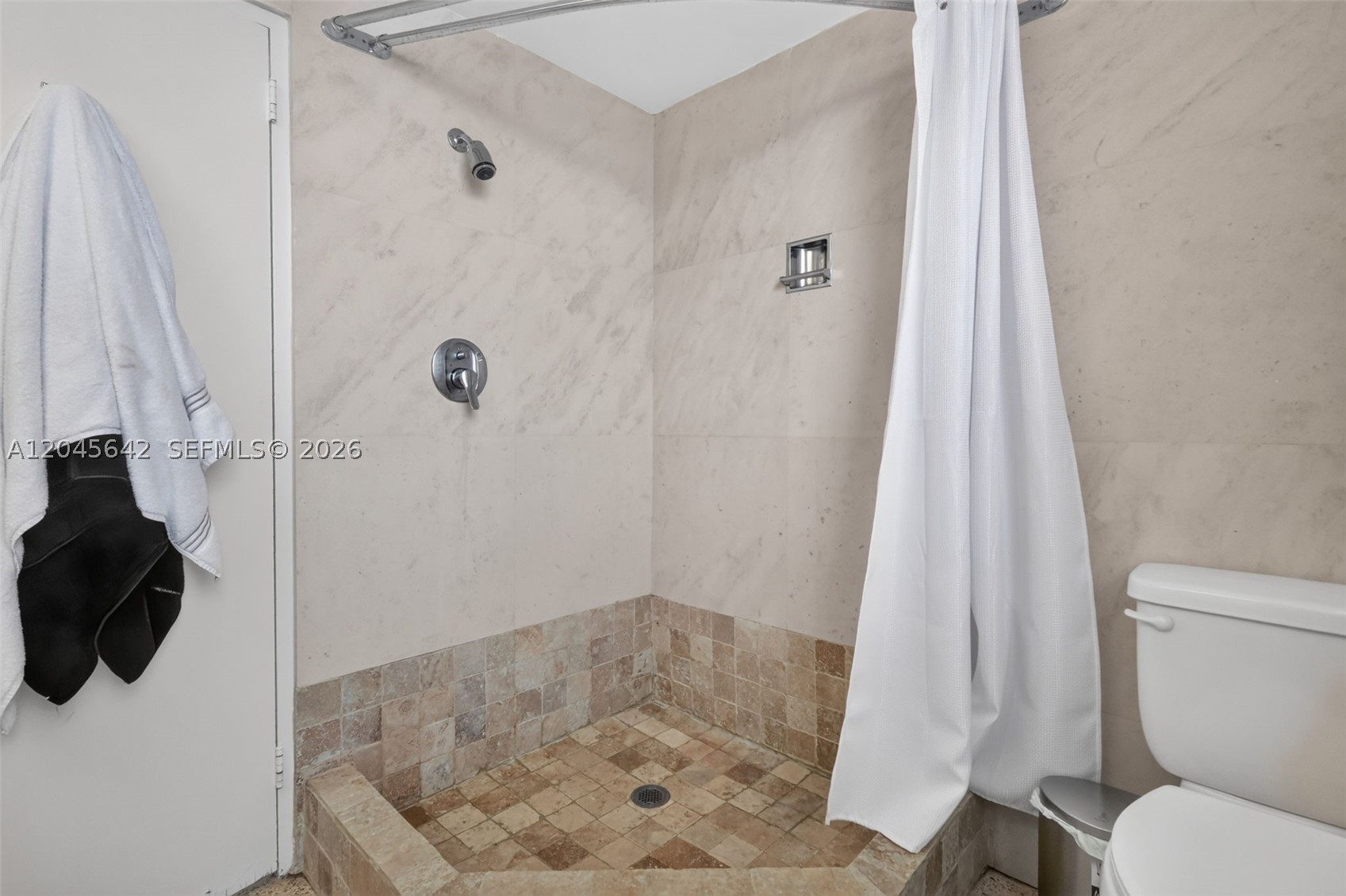 5255 Collins Ave #12E Miami Beach, FL 33140