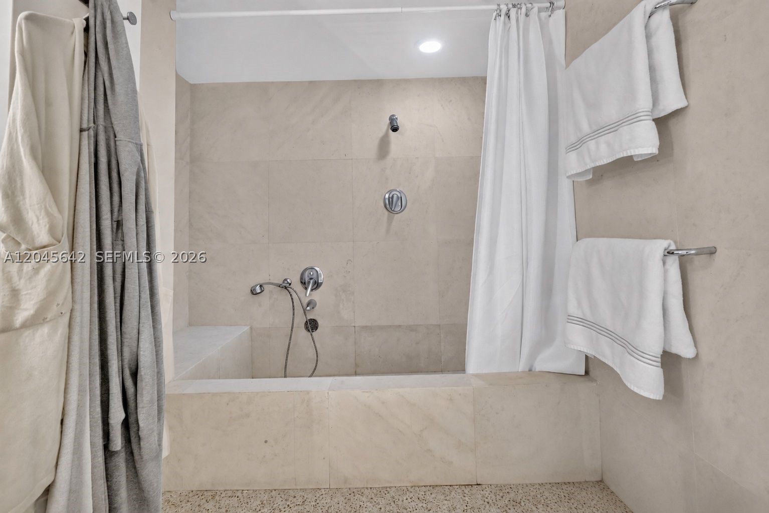 5255 Collins Ave #12E Miami Beach, FL 33140