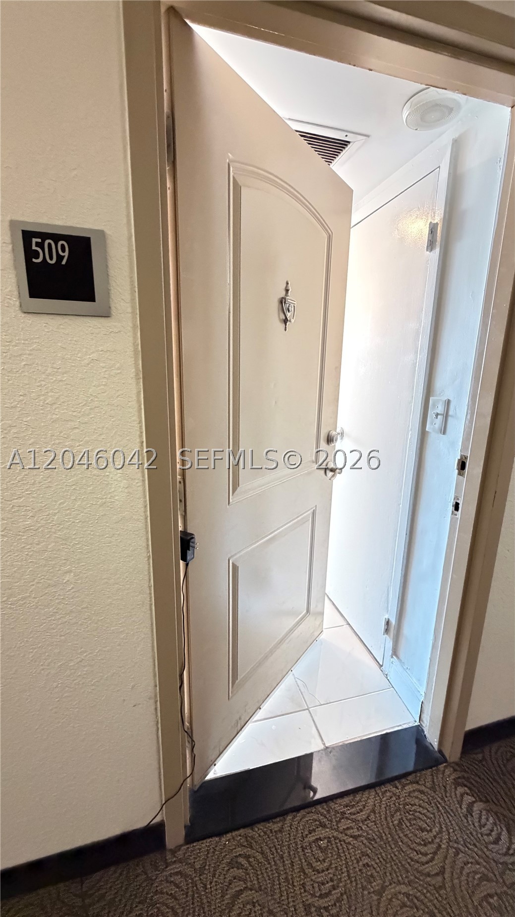 image Arlen House East22