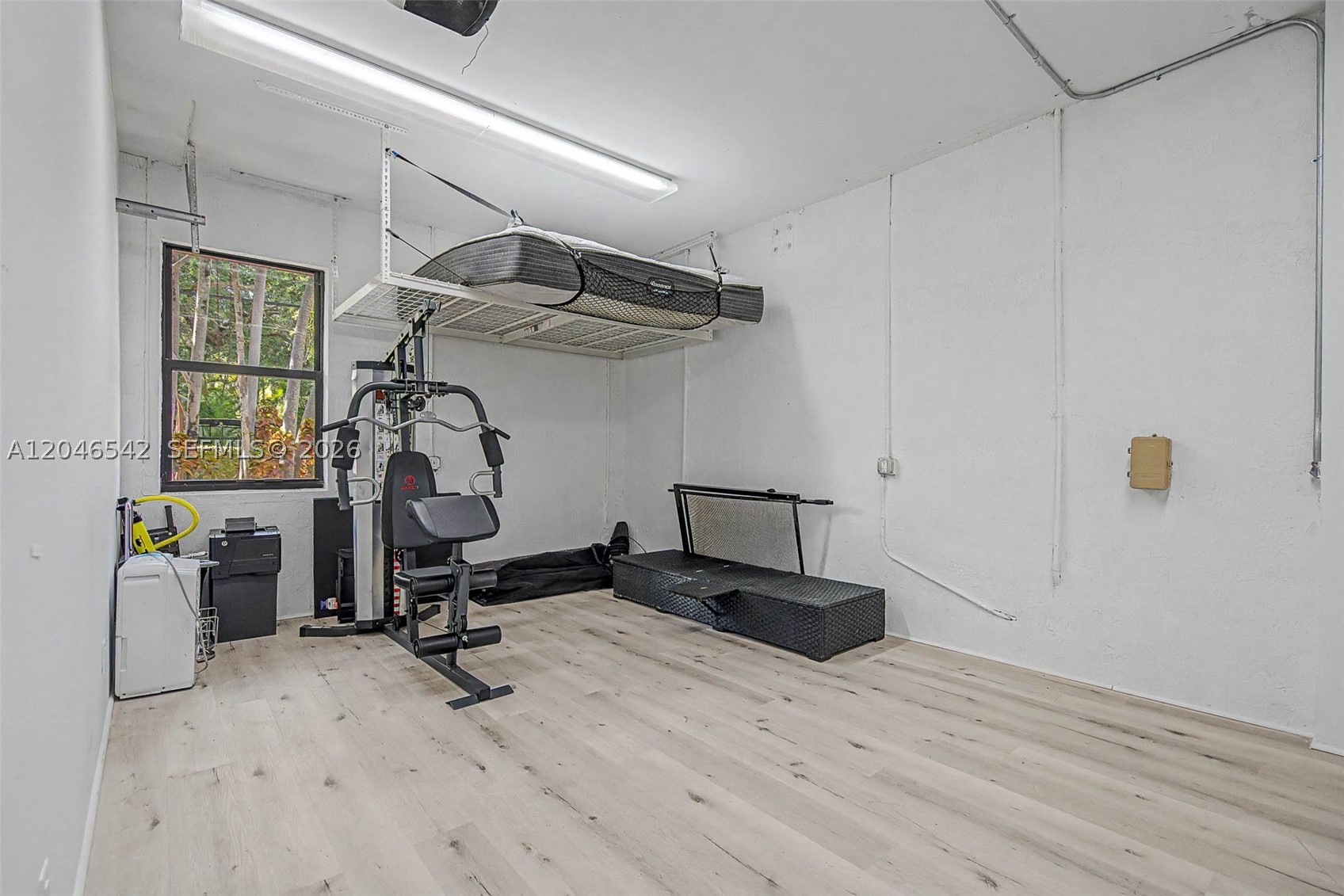 2561 Trapp Ave Miami, FL 33133
