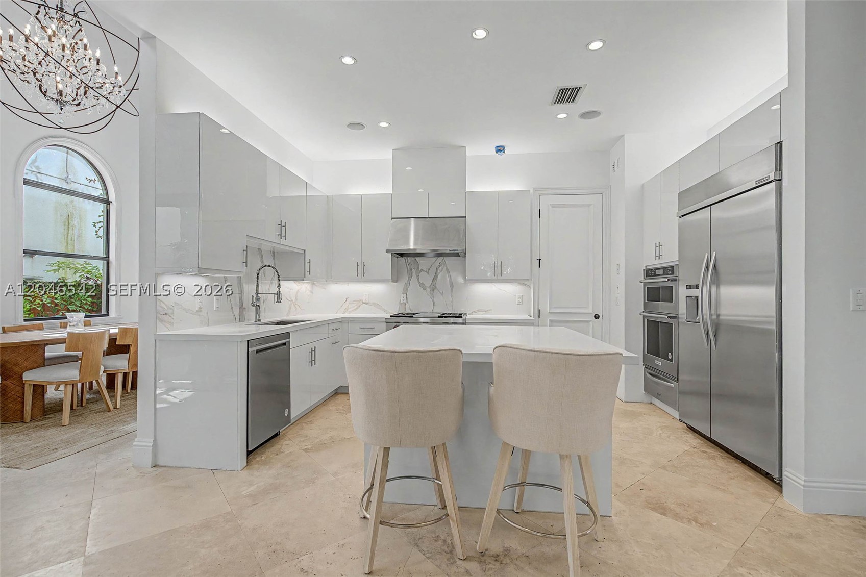 2561 Trapp Ave Miami, FL 33133