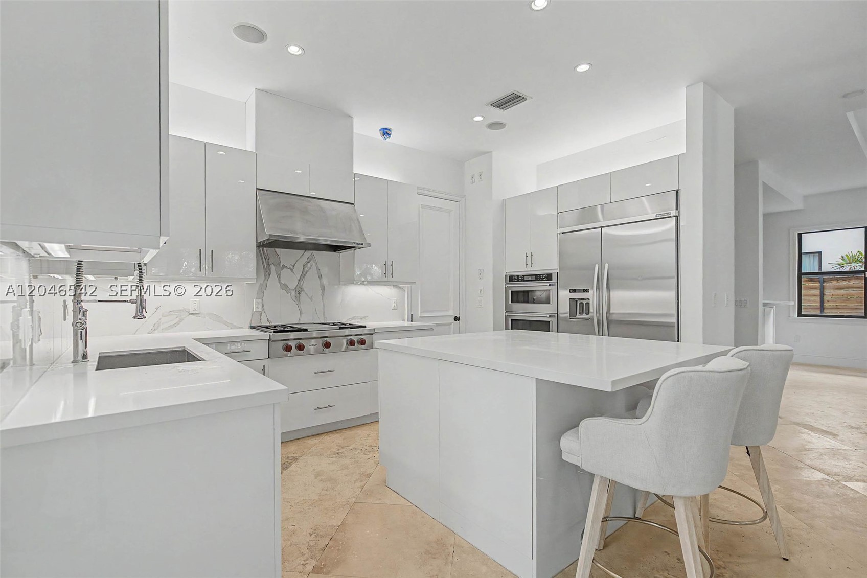 2561 Trapp Ave Miami, FL 33133