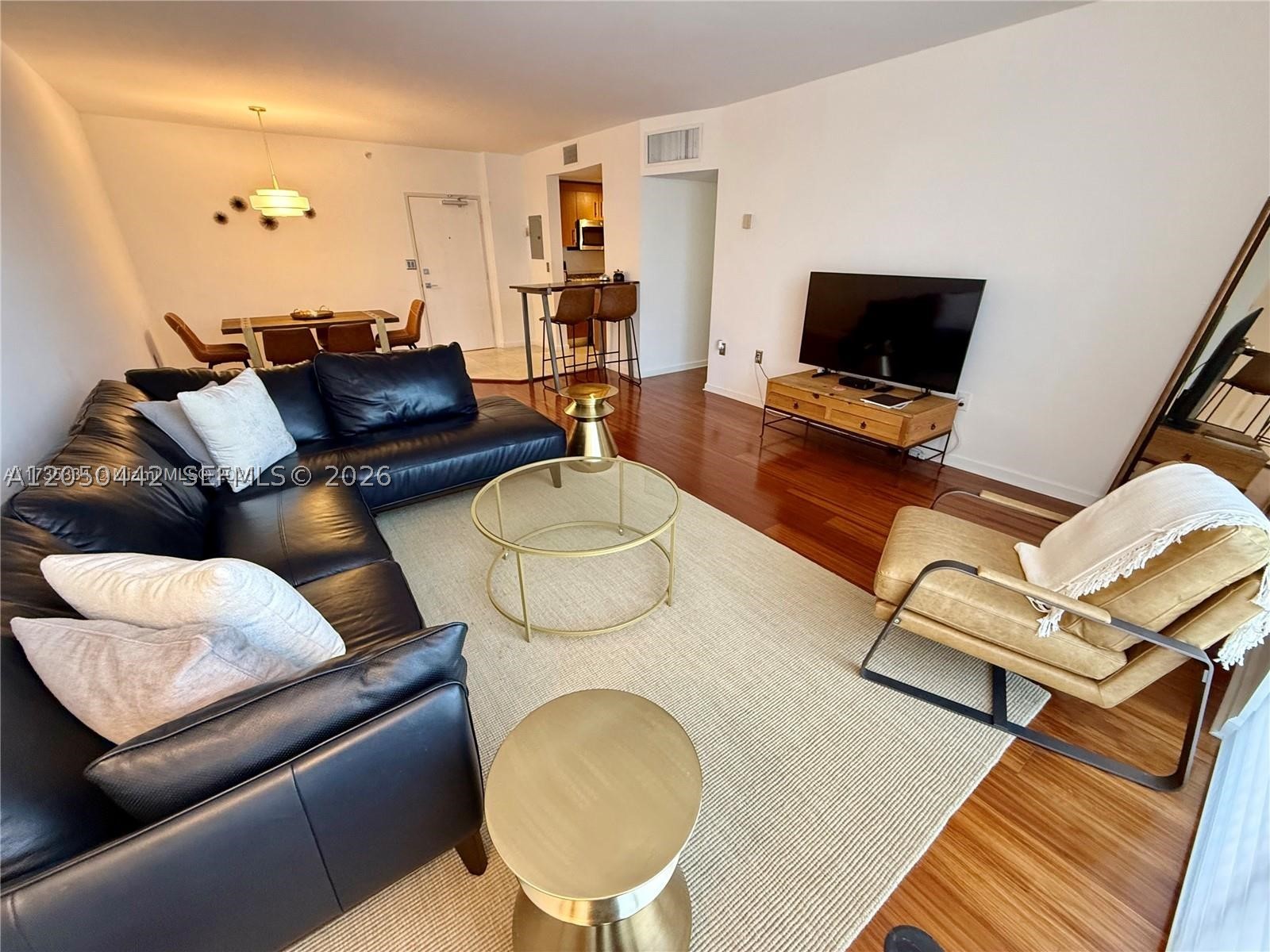 image Harbour House9